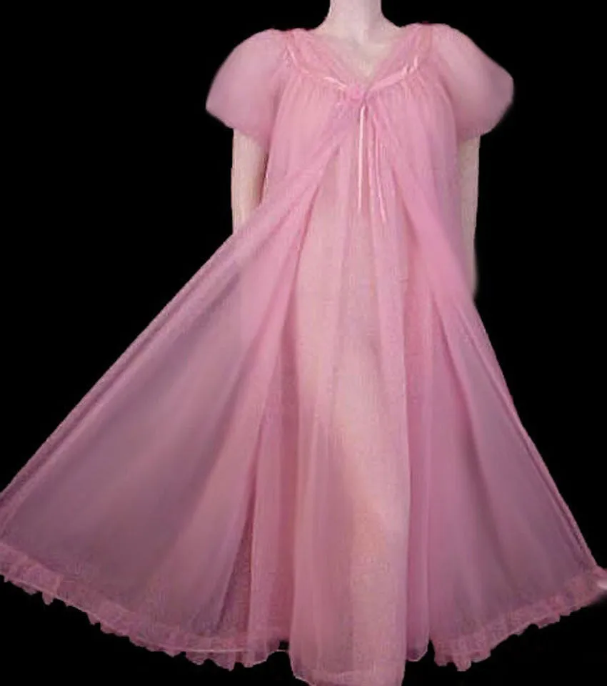 *BEAUTIFUL VINTAGE JENELLE OF CALIFORNIA LUSCIOUS ROSE DOUBLE NYLON PEIGNOIR & NIGHTGOWN SET