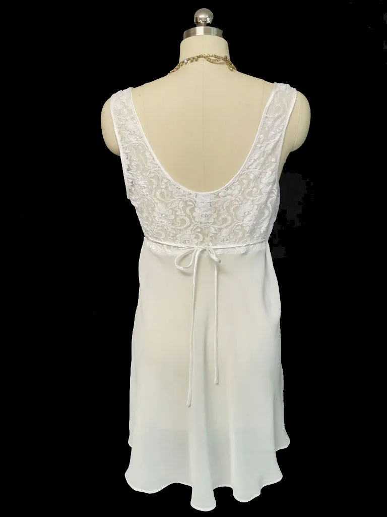 *CINEMA ETOILE BRIDAL TROUSSEAU PEIGNOIR & NIGHTGOWN SET ADORNED WITH ROSETTES, PEARLS & LACE