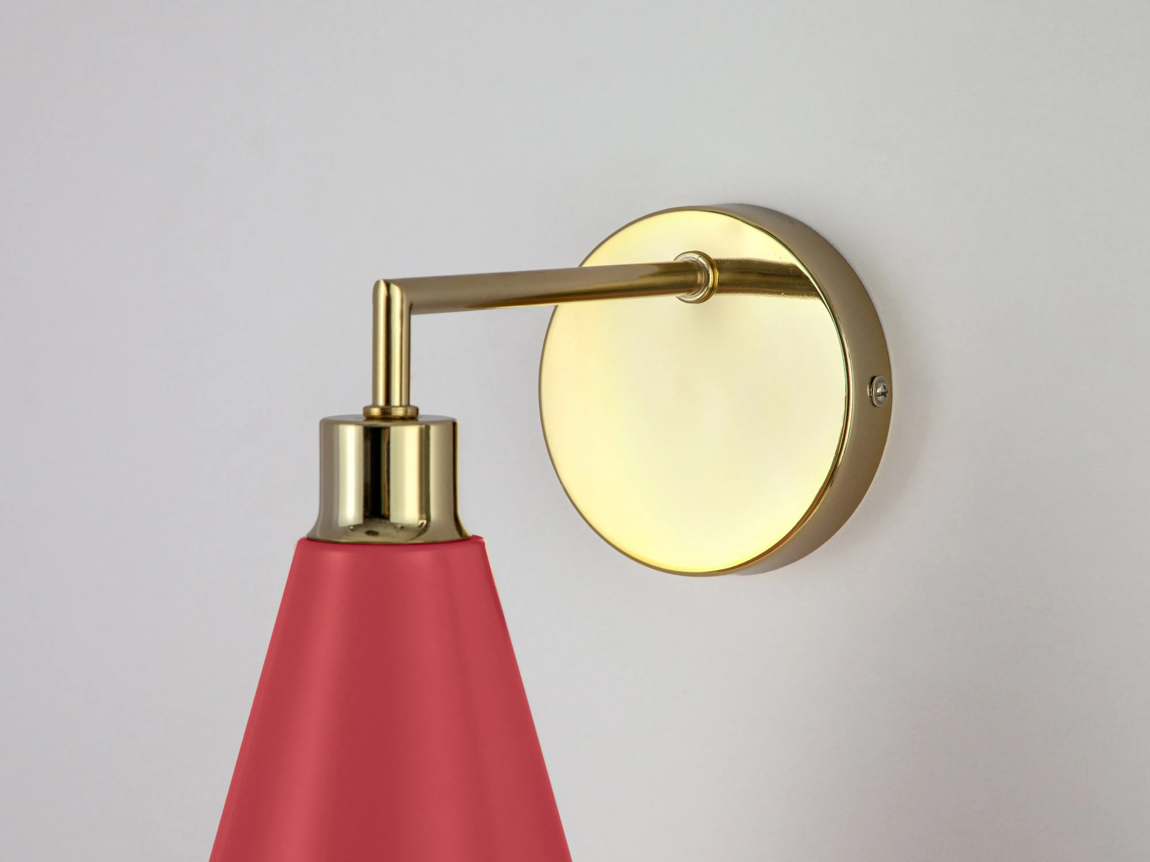 Coral cone shade wall light