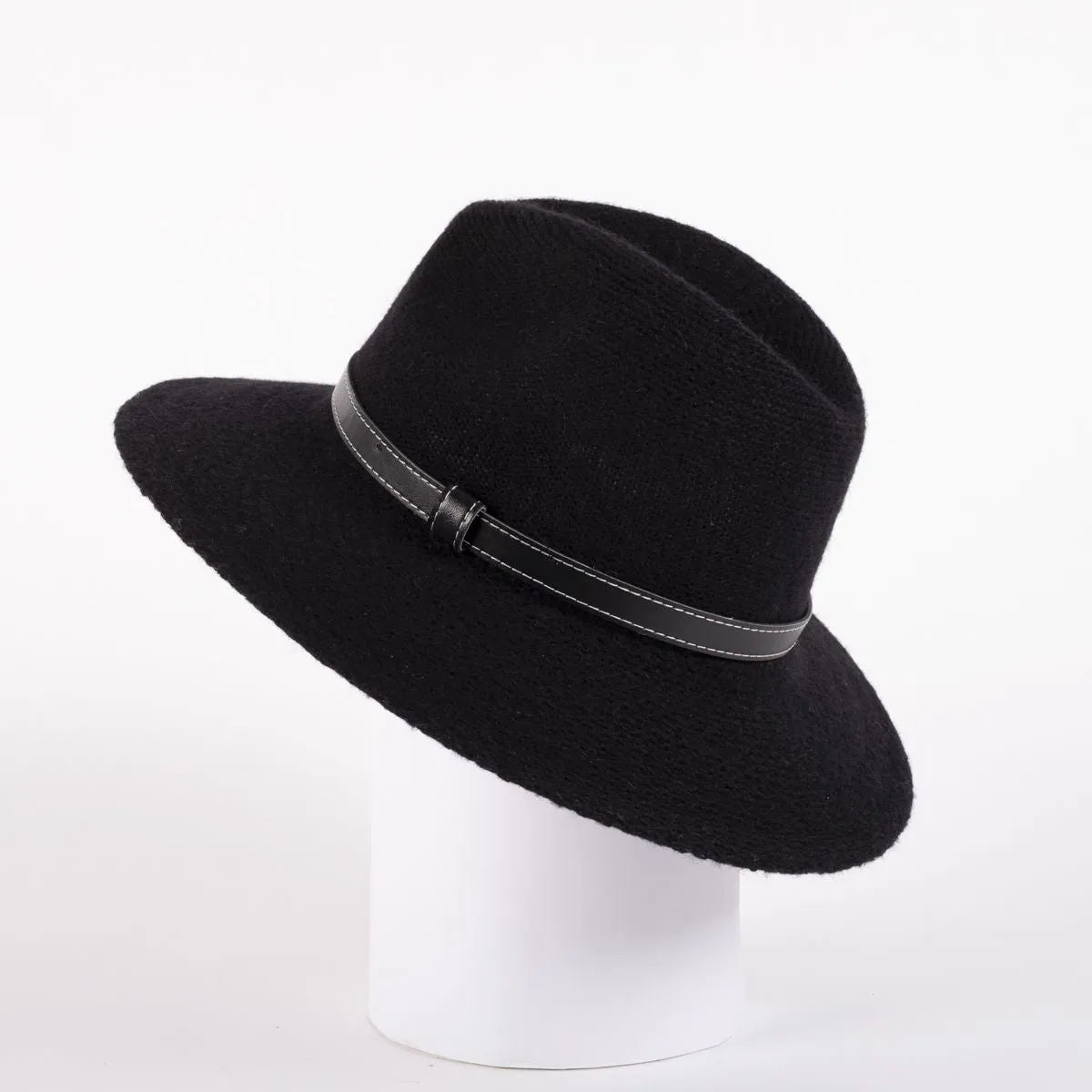 FELINA - FEDORA WITH LEATHER TIE