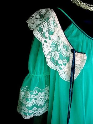 *FROM MY OWN PERSONAL COLLECTION - RARE, RARE VINTAGE INTIME ORIENTAL JADE  DOUBLE NYLON & LACE PEIGNOIR & NIGHTGOWN SET