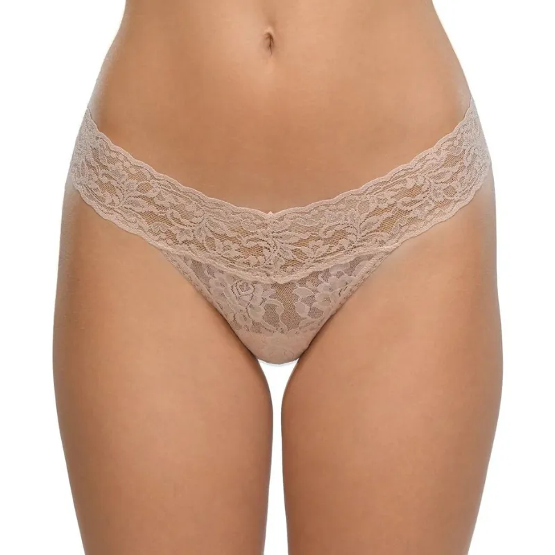 Hanky Panky Petite Signature Lace Low Rise Thong Chai