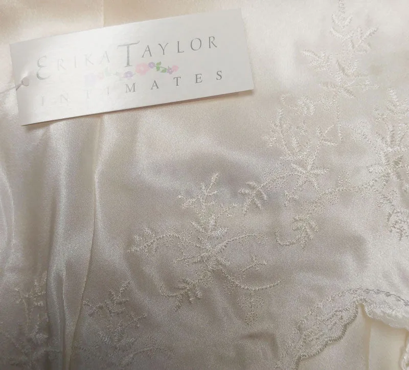 *NEW - BEAUTIFUL ERICKA TAYLOR INTIMATES BRIDAL TROUSSEAU GLEAMING SATIN BIAS NIGHTGOWN - NEW WITH TAG