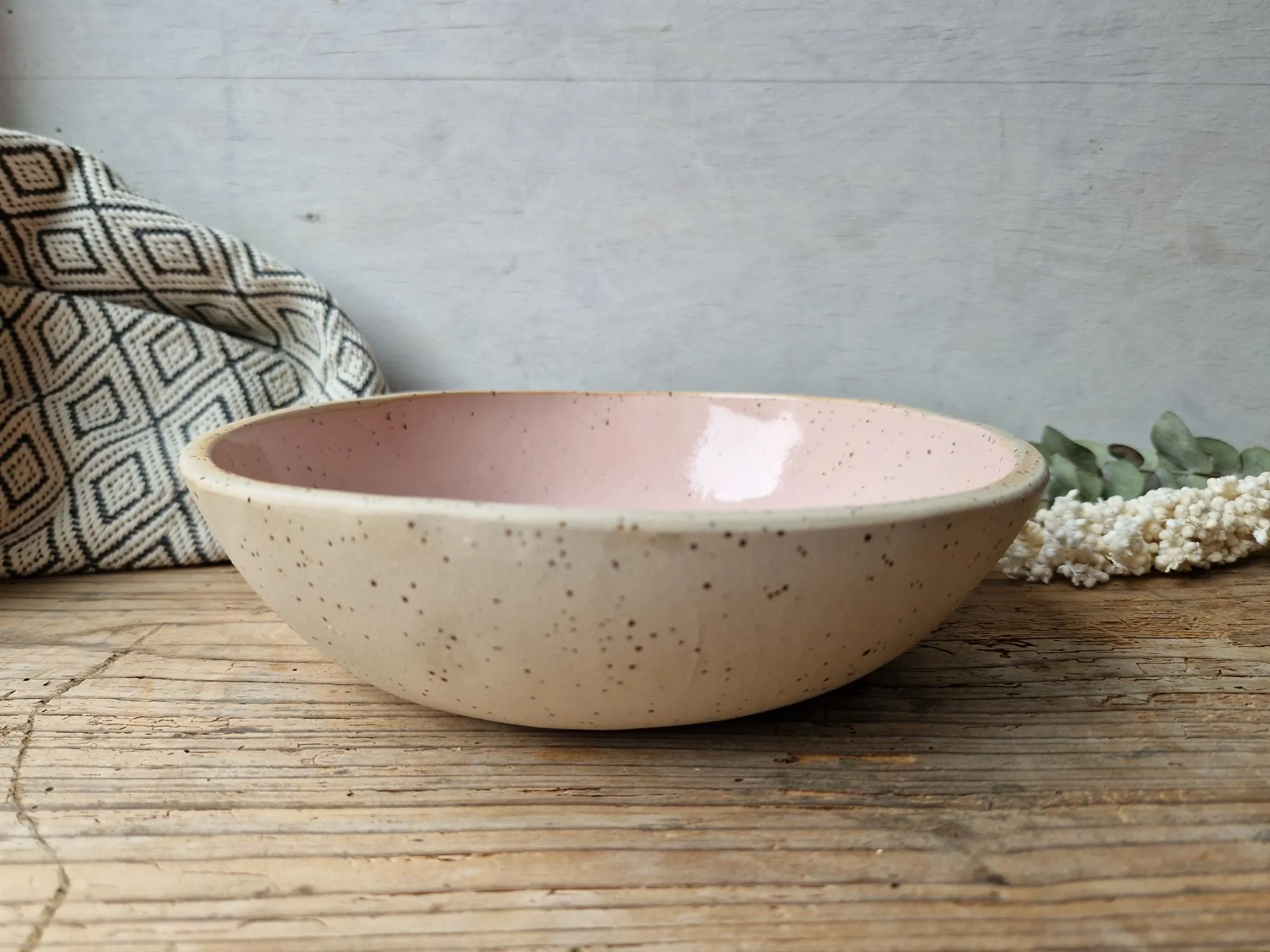 Pasta bowl speckled pink No. 14