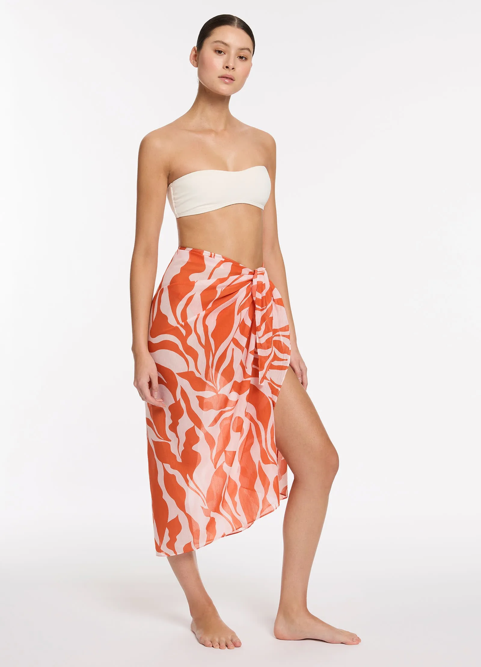 Sereno Ditsy Sarong - Coral