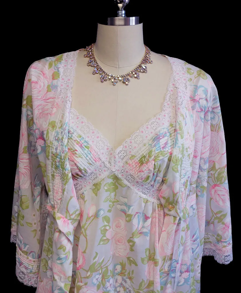 *VINTAGE '60s/ '70s KOMAR SPRING & SUMMER PINK & GREEN FLORAL LACE PEIGNOIR WITH PAGODA SLEEVES & NIGHTGOWN SET