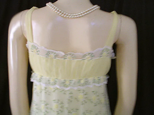 *VINTAGE RARE MERLE NORMAN TULLE & NYLON GRAND SWEEP PEIGNOIR & NIGHTGOWN SET IN LEMON & LIME - NEARLY 24-1/2 FOOT GRAND SWEEP!